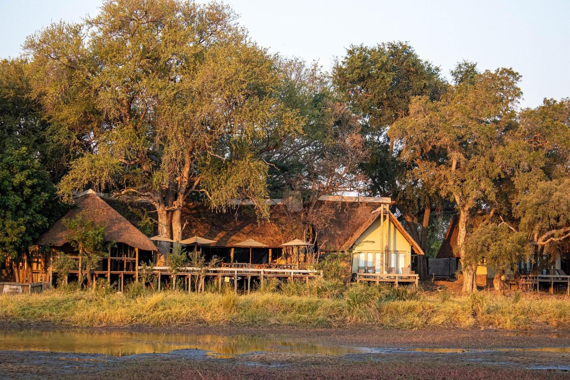Simbavati River Lodge Reserva Timbavati Exterior foto